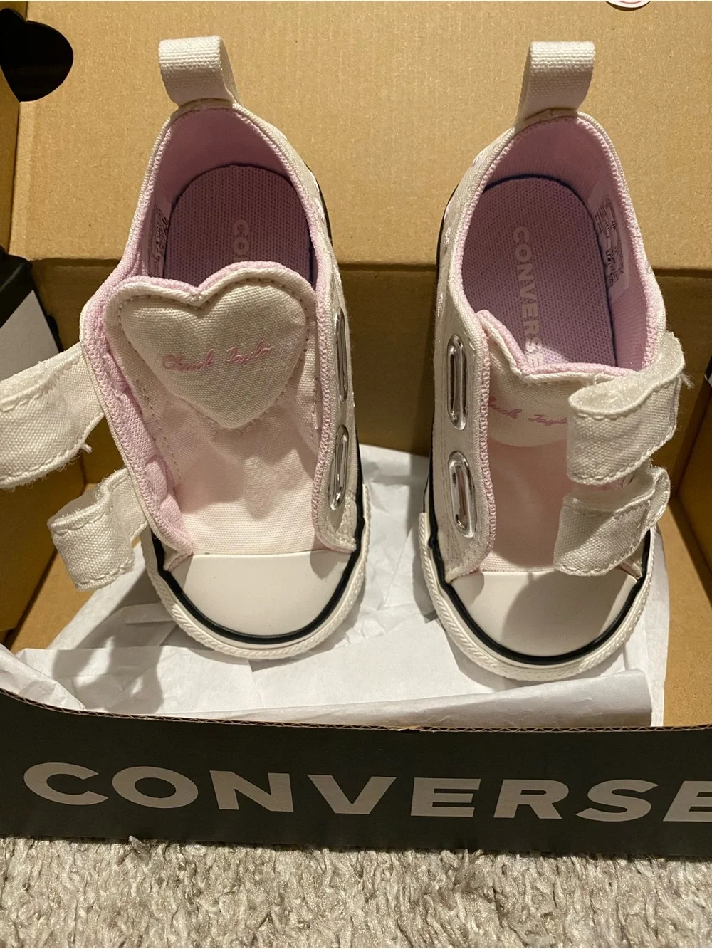 Converse classic low
